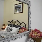 Mariana's